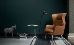 Fritz Hansen Little Friend Table -Form Living Shop little friend table fritz hansen 07bbf86111