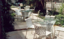 Richard Schultz Topiary® Dining Table -Form Living Shop richard schultz topiaryreg dining table knoll 5